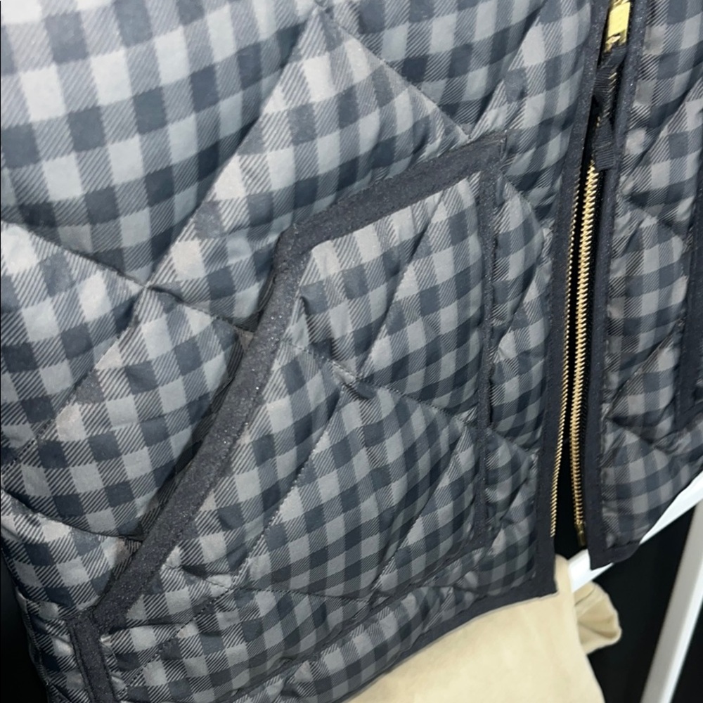 J.Crew ladies vest Down/Polly. Quilted Vest size S - Picture 6 of 7